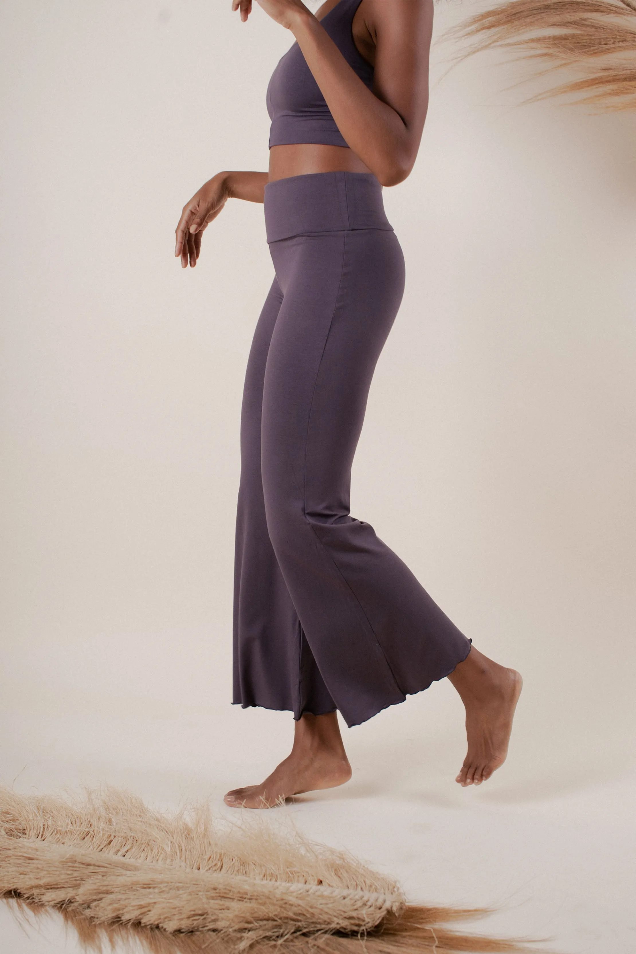 Agni Flares Charcoal