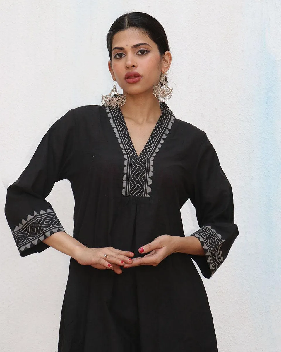 Annalise Blockprinted Cotton Kurta Set - NOMAD