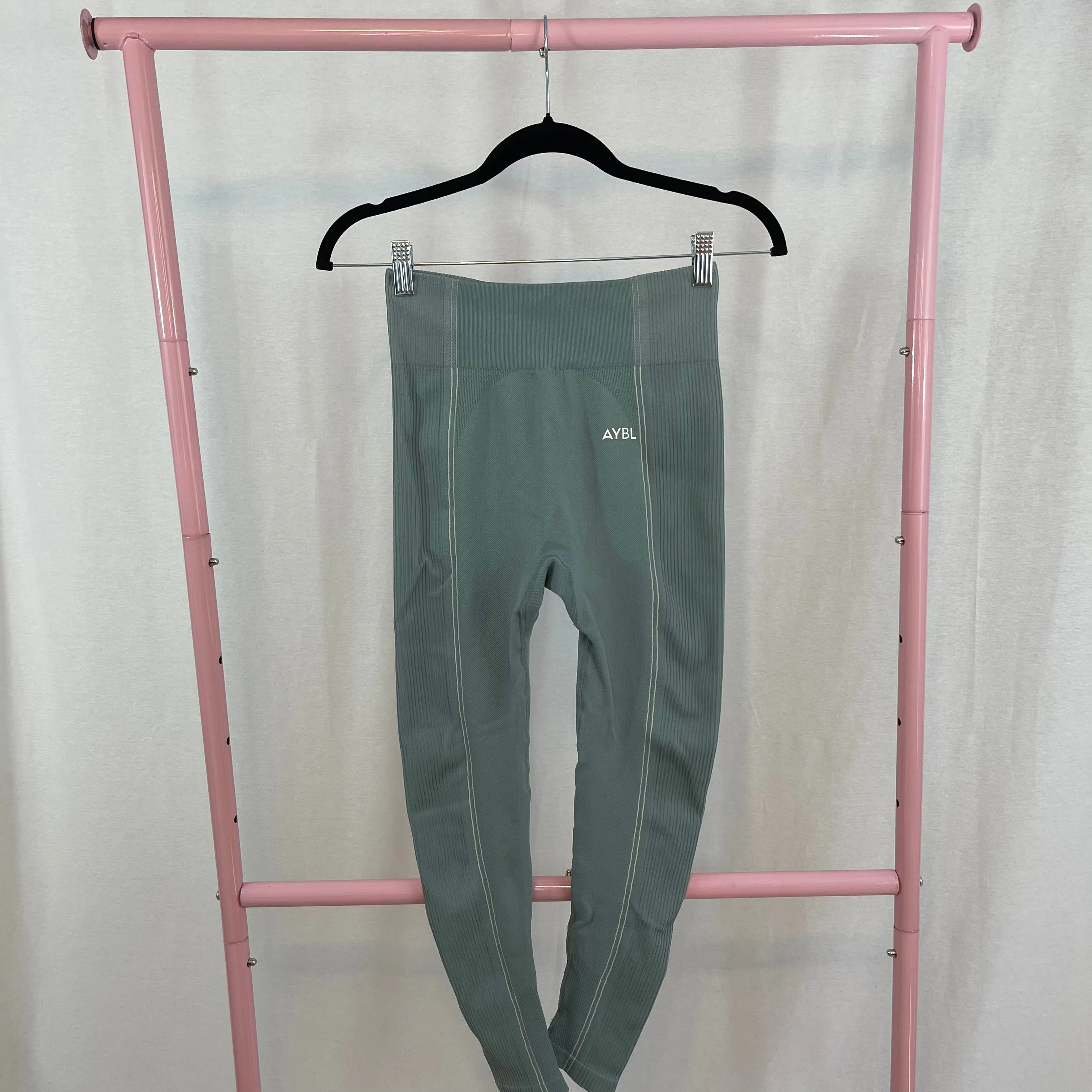 AYBL Ribbed Seamless Leggings size Medium