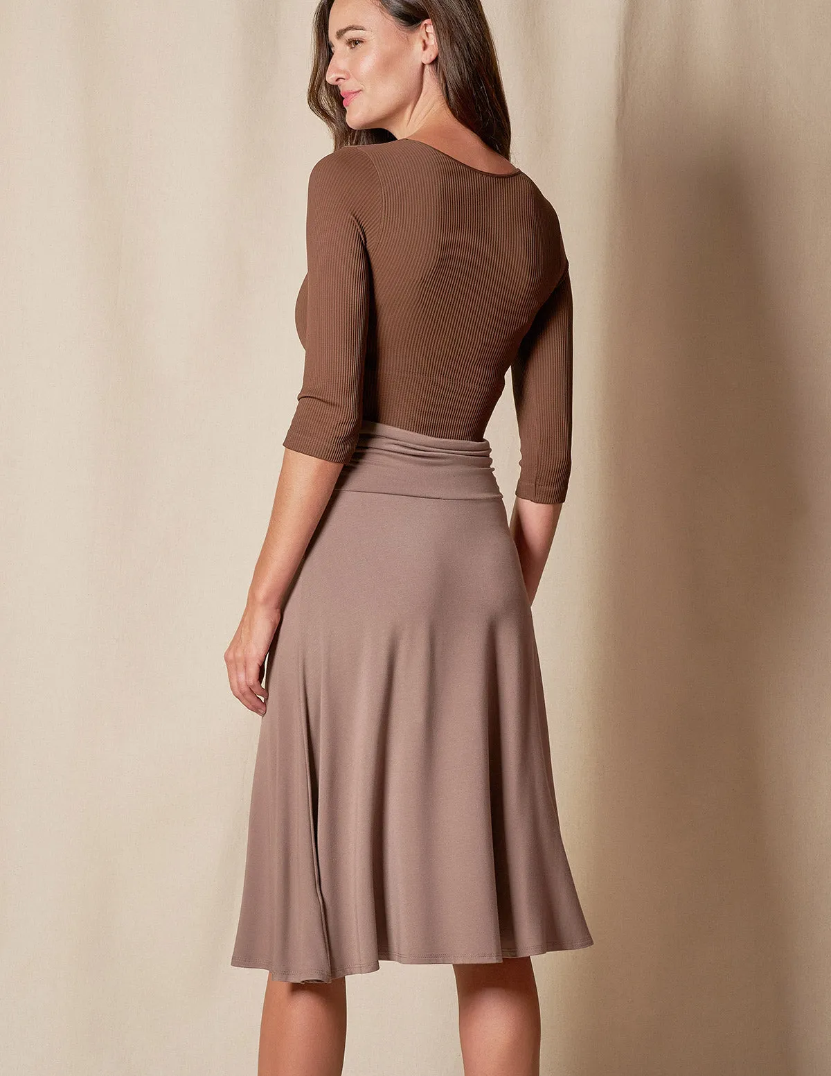 Bamboo Shirred Waist Midi Skirt - Mocha
