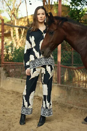 Black And White Floral Daze Printed Pants