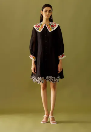 Black Contrast Collar Dress