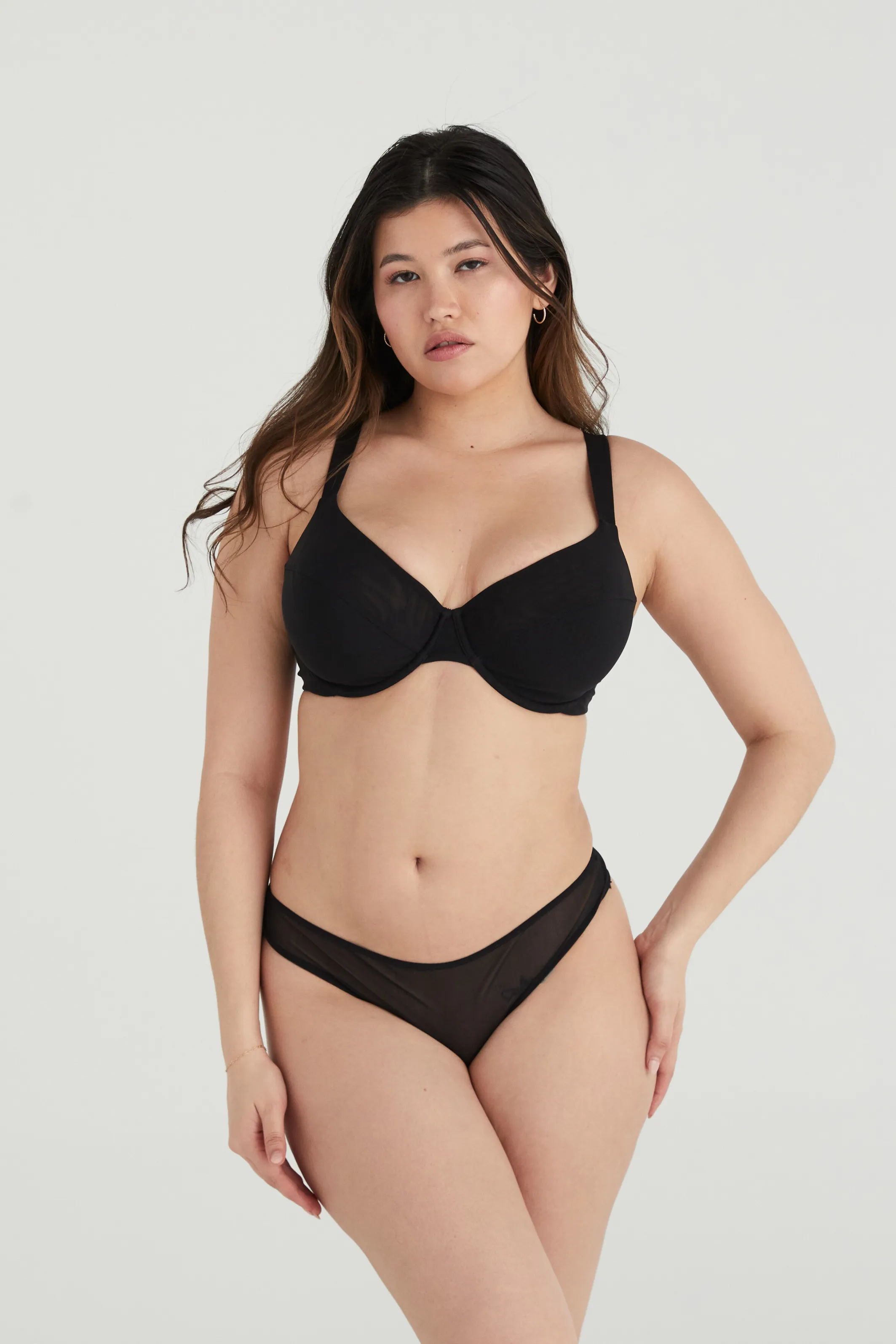 BUSTY BASICS KNICKERS - G-STRING - BLACK