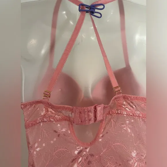 Carrie Amber Intimates Lingerie Bodysuit Pink Floral Lace Cut Outs Size Medium