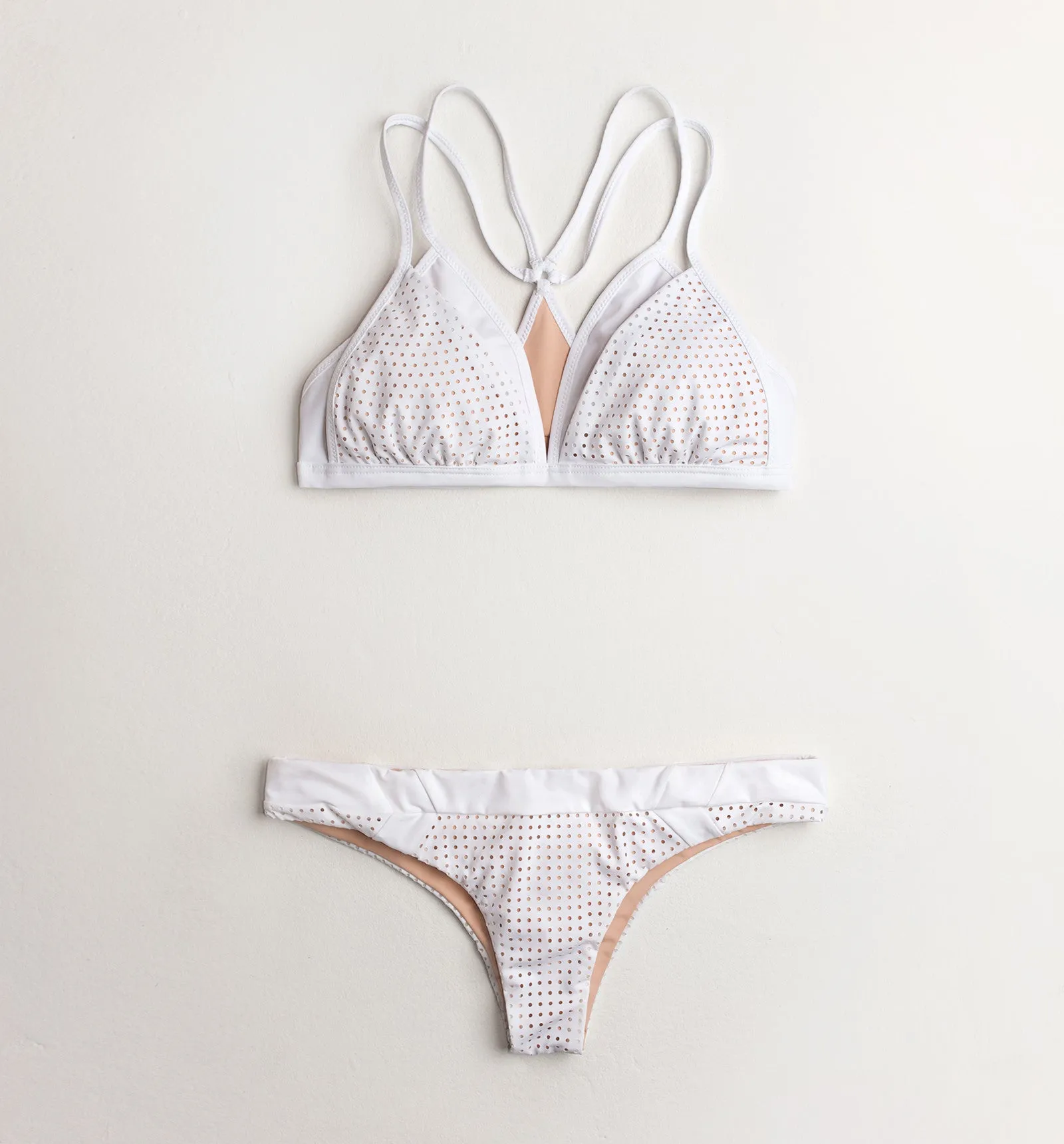 Cay ~ Perforated White Sand