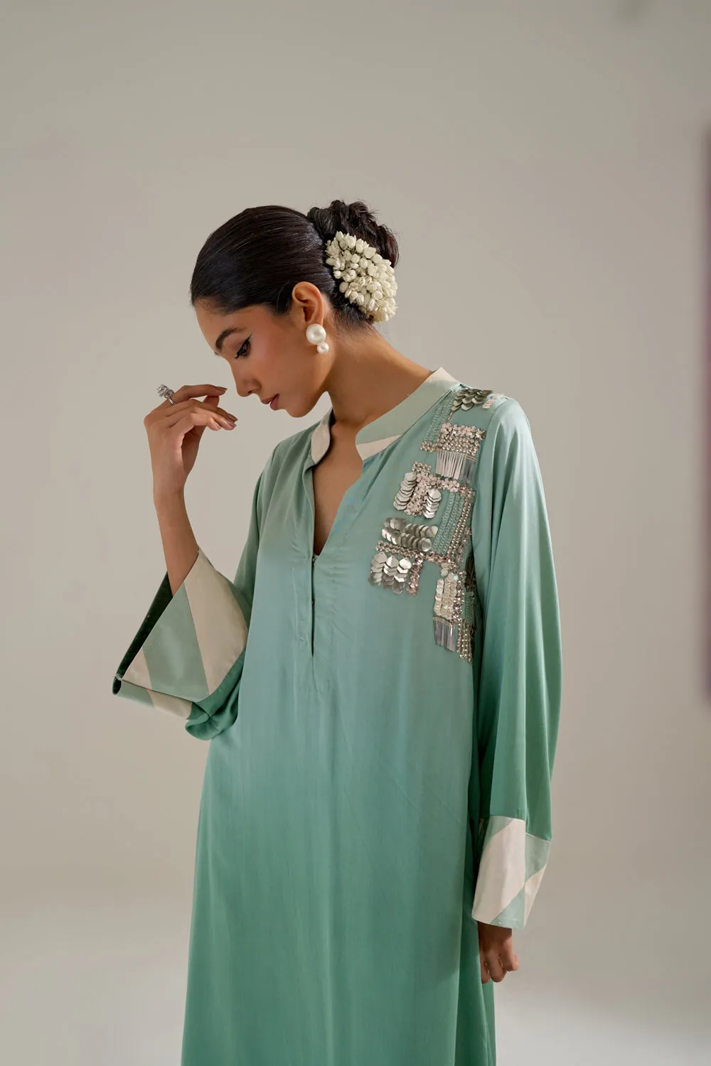 Chameli Kurta Set