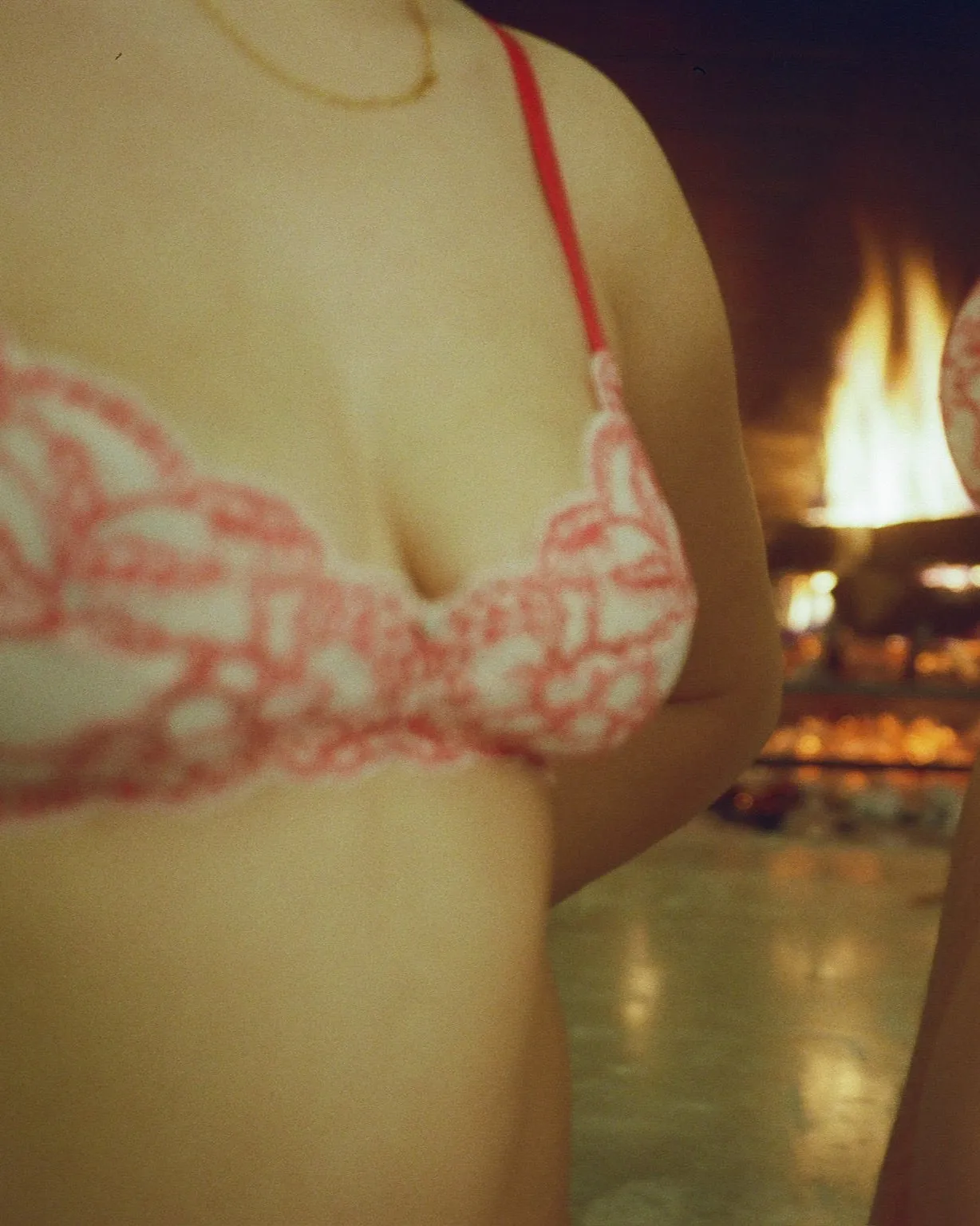 Clo: Fortuna Lace Wireless Soft Bra - Azalea