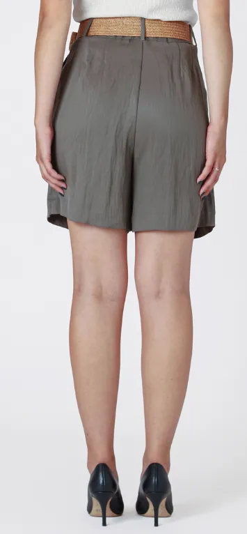 Daria Drape Short