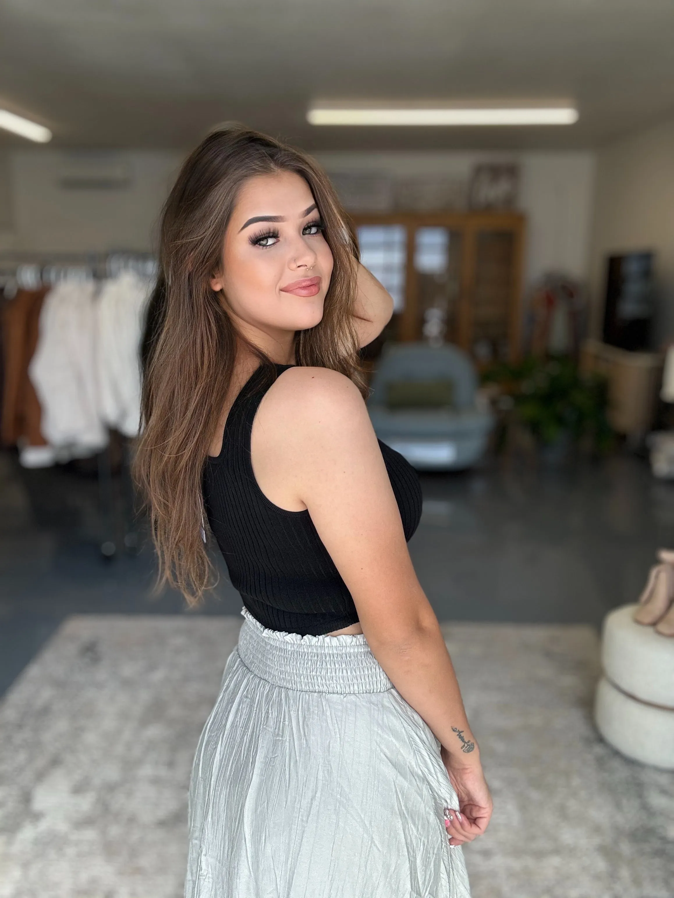 EFFORTLESS ELEGANT SKIRT