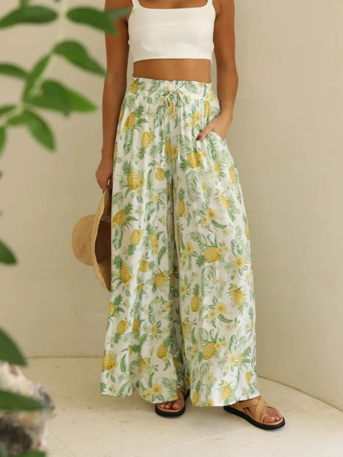 Elegant Printed wide leg pants outfit