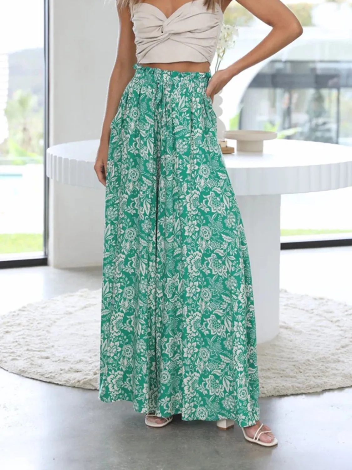 Elegant Printed wide leg pants outfit