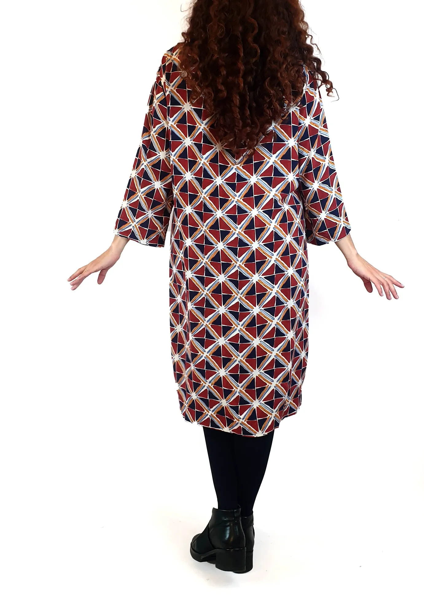 Elm red and blue-dominant unique print long sleeve dress size 10