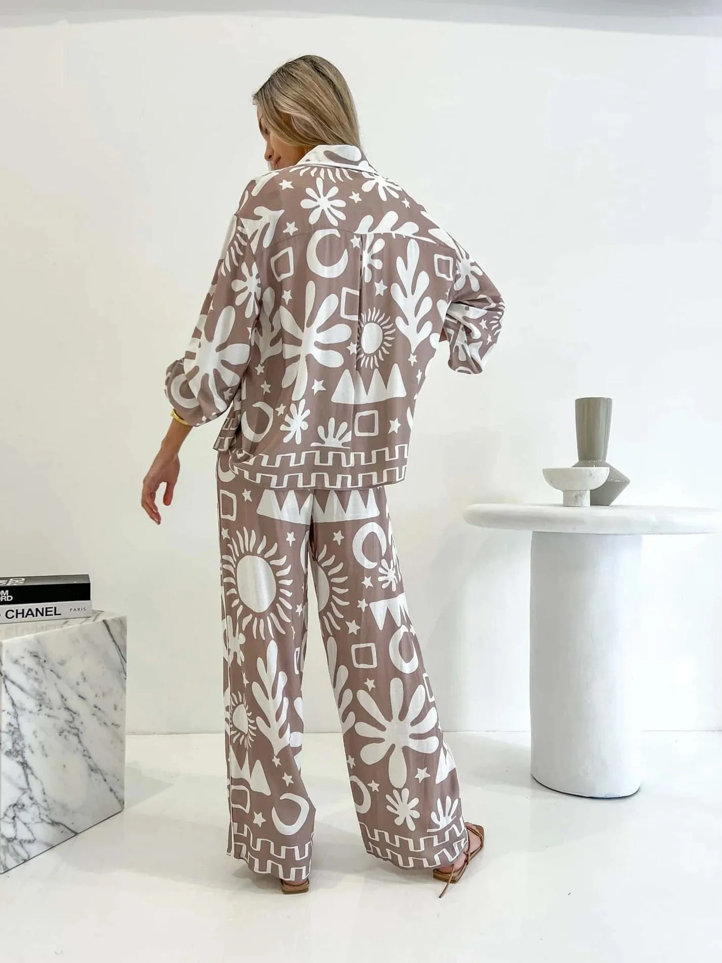 Evie Long Sleeve Blouse (Latte Tropical Colourway)