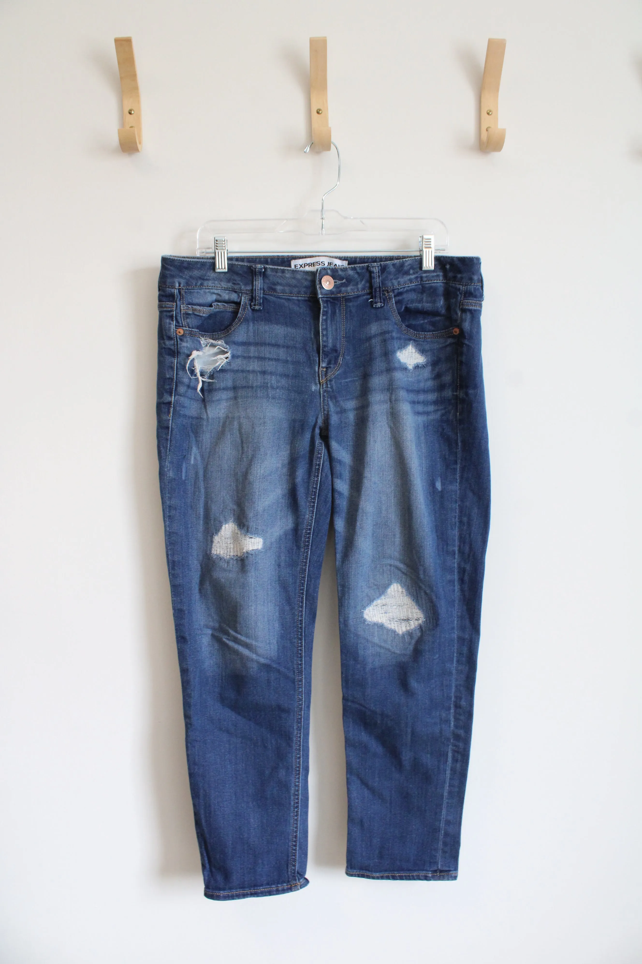 Express Modern Boyfriend Low-Rise Jeans | 10