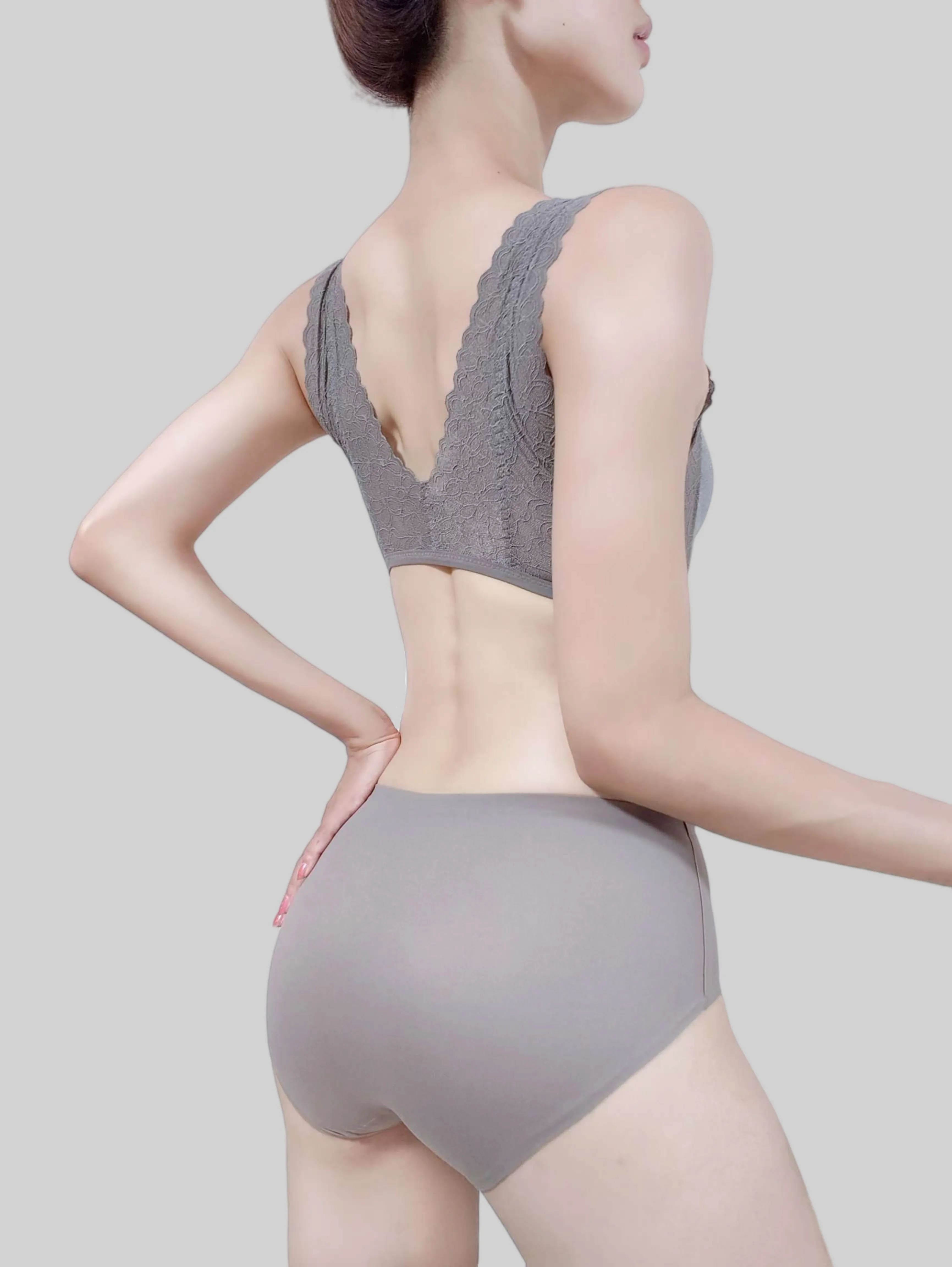 Front-Clasp Lace Push-Up Bra