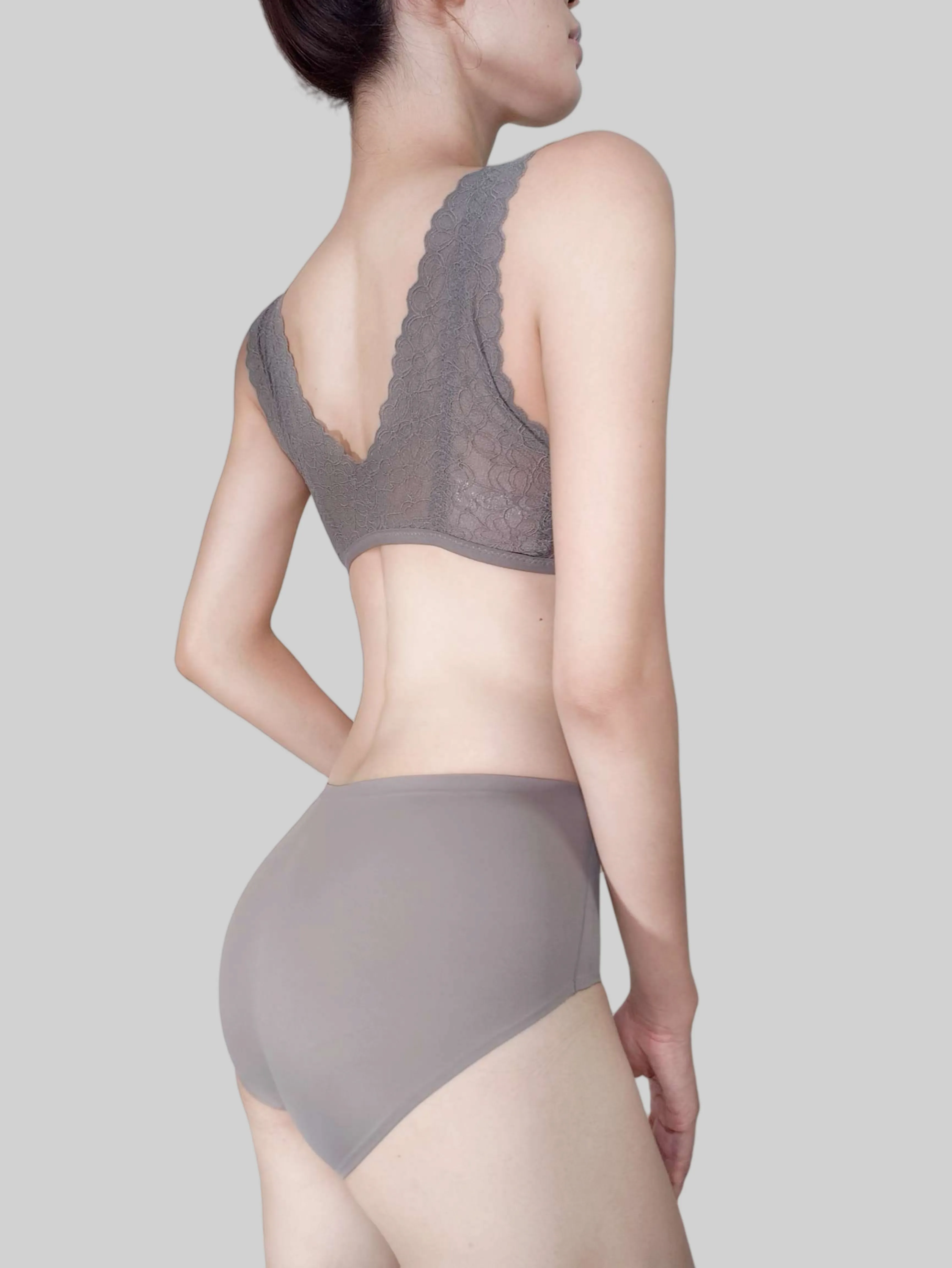 Front-Clasp Lace Push-Up Bra
