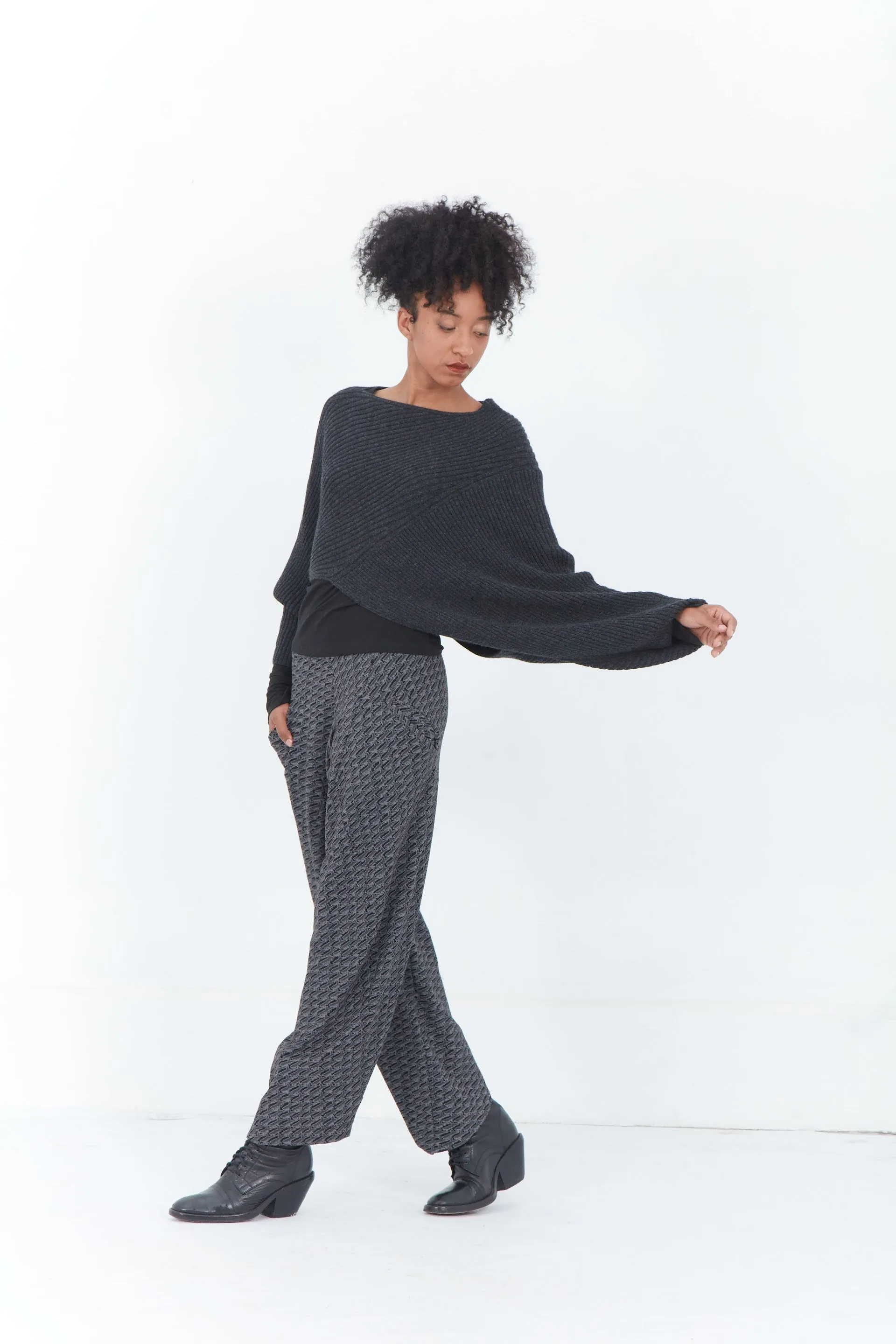Gaia Pant