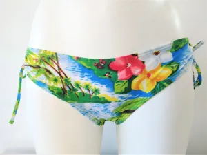 Green Island Low cut bikini bottoms pleated sides