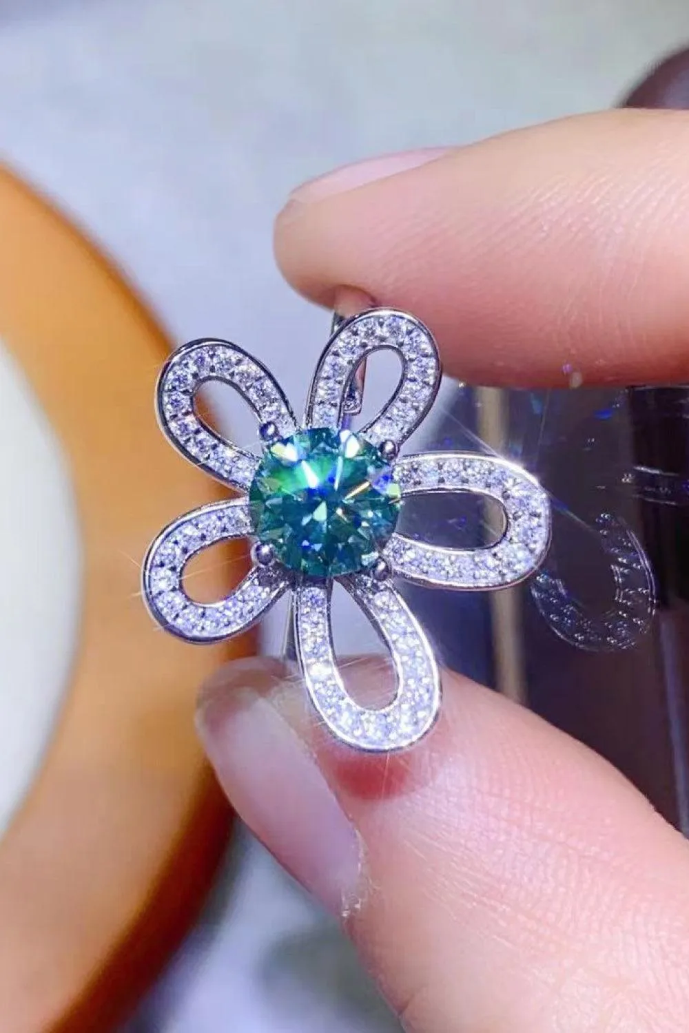 Hazel Blues® | 1 Carat Moissanite Flower Shape Open Ring