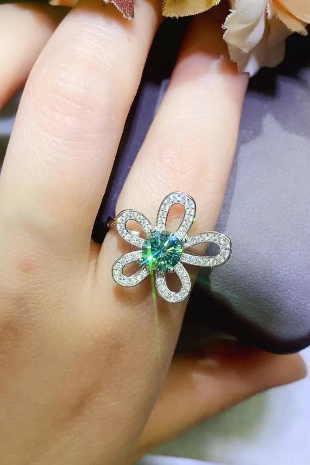 Hazel Blues® | 1 Carat Moissanite Flower Shape Open Ring