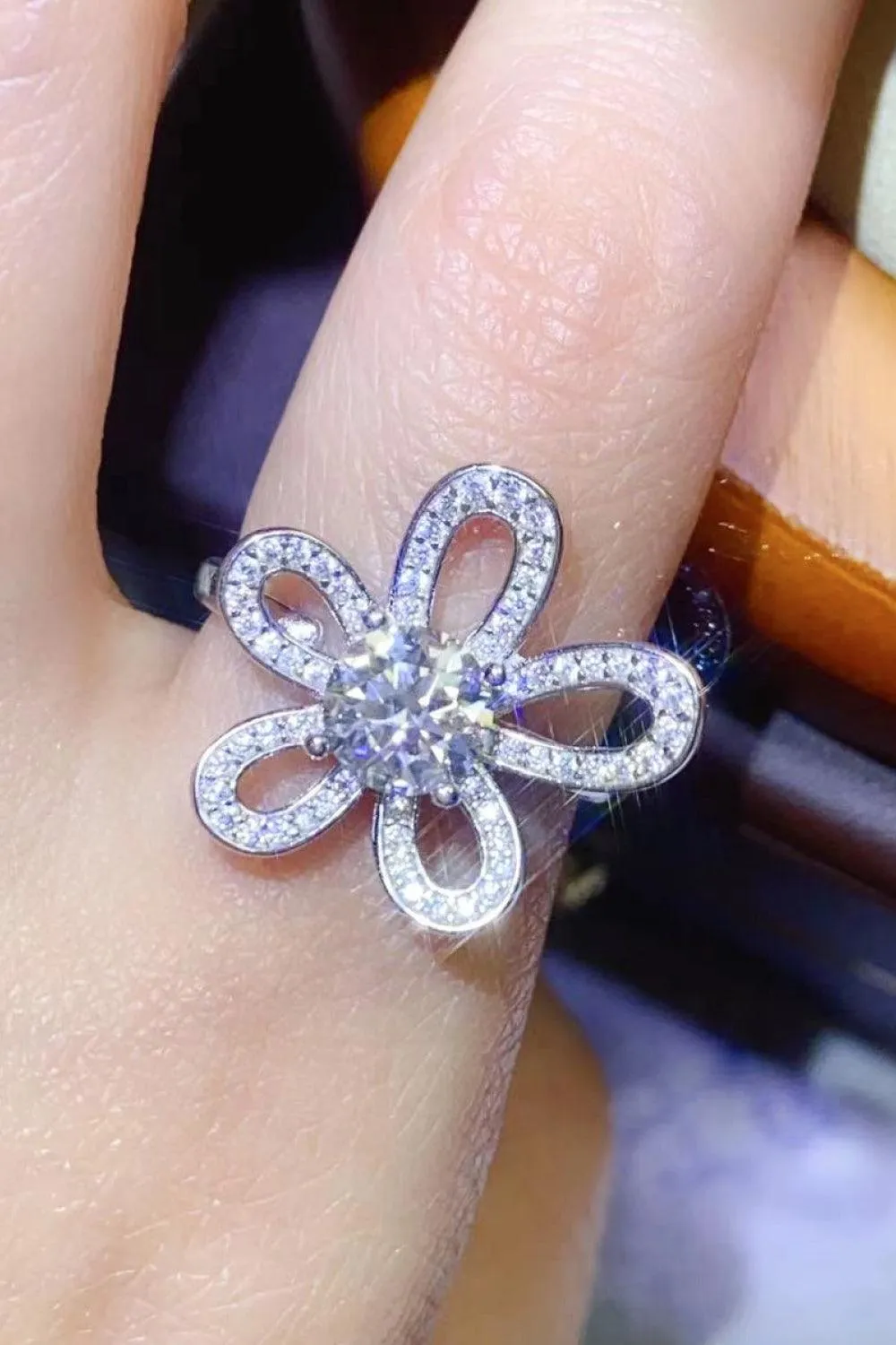 Hazel Blues® | 1 Carat Moissanite Flower-Shape Open Ring