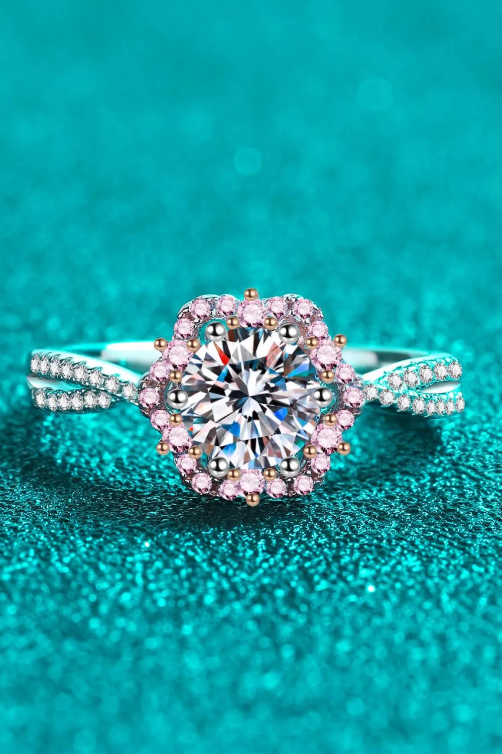 Hazel Blues® | 1 Carat Moissanite Flower-Shaped Crisscross Ring