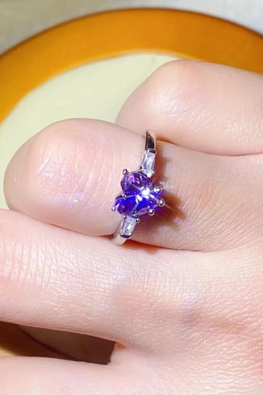 Hazel Blues® | 1 Carat Moissanite Heart-Shaped Platinum-Plated Ring in Purple