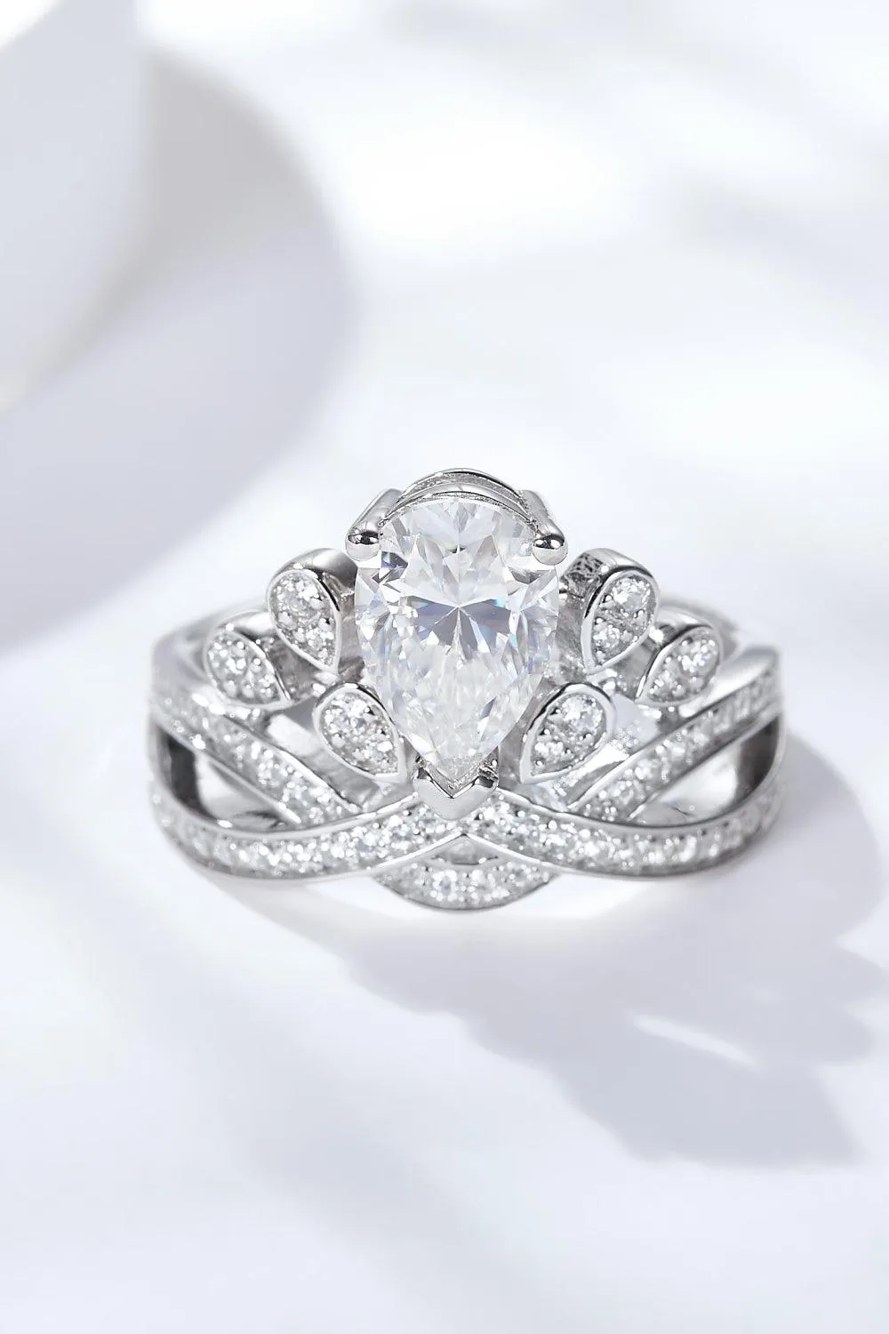 Hazel Blues® | 1.5 Carat Moissanite Crown-Shaped Ring