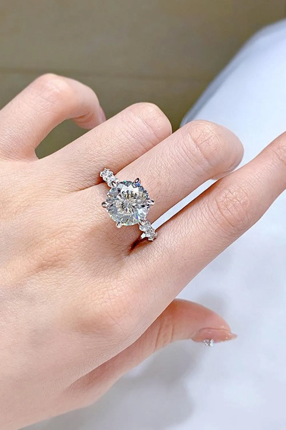 Hazel Blues® | 5 Carat Moissanite Side Stone Ring