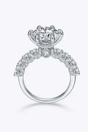Hazel Blues® | 5 Carat Moissanite Side Stone Ring