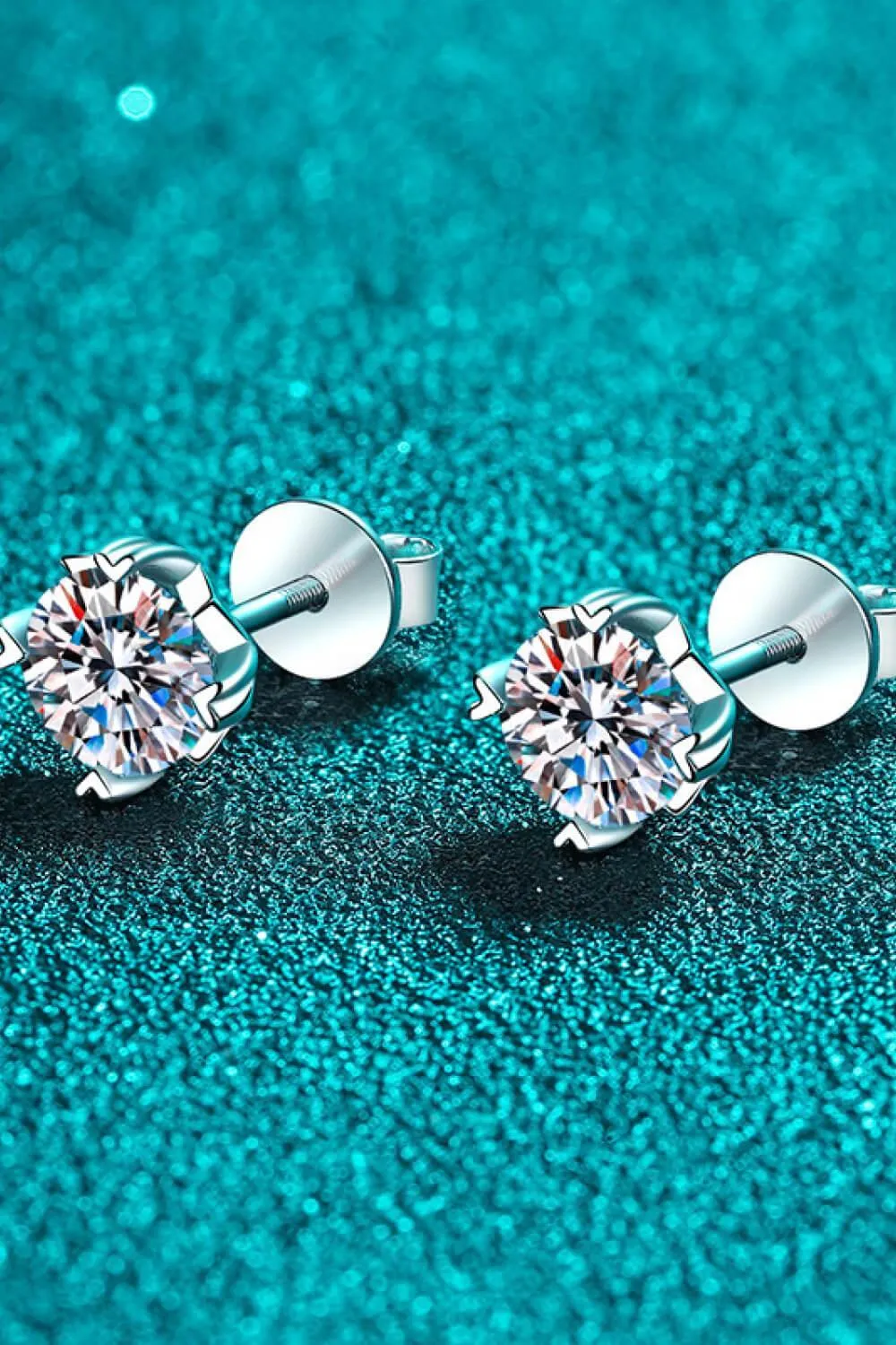 Hazel Blues® | Good Day In My Mind Moissanite Stud Earrings