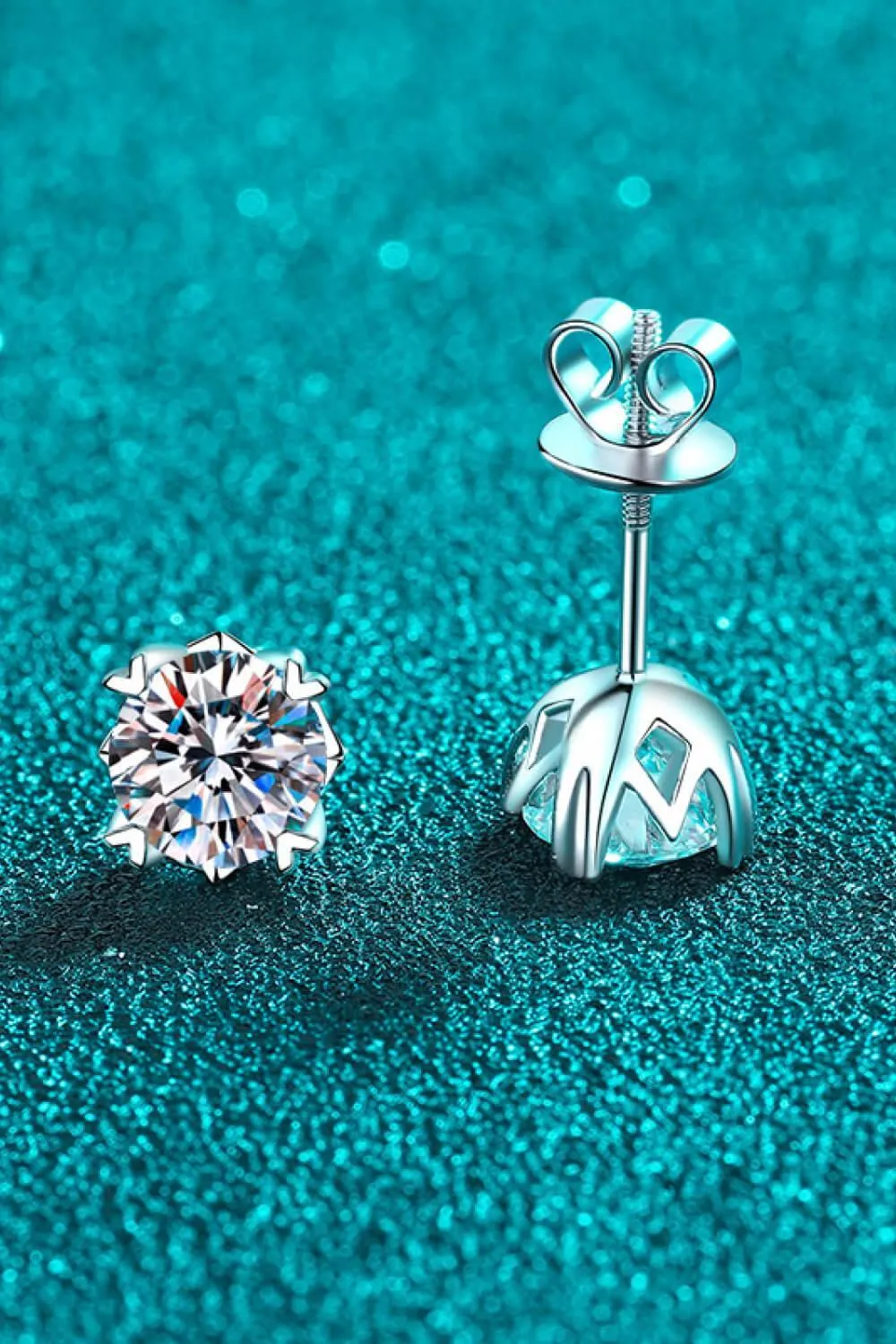 Hazel Blues® | Good Day In My Mind Moissanite Stud Earrings