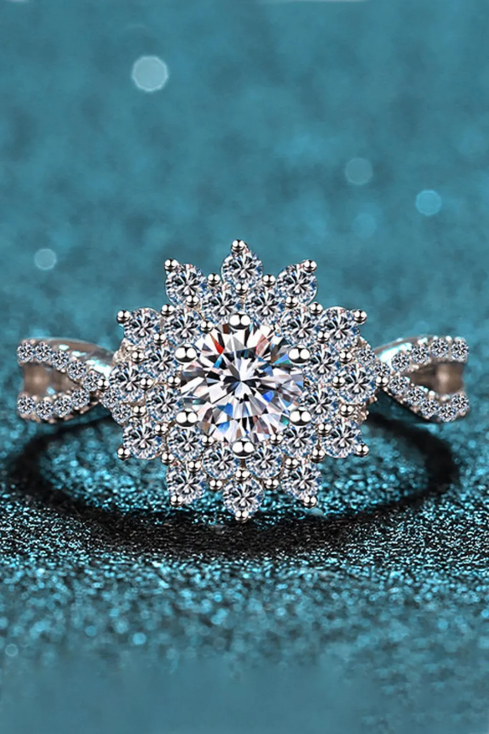 Hazel Blues® | Moissanite Flower-Shape Split Shank Ring