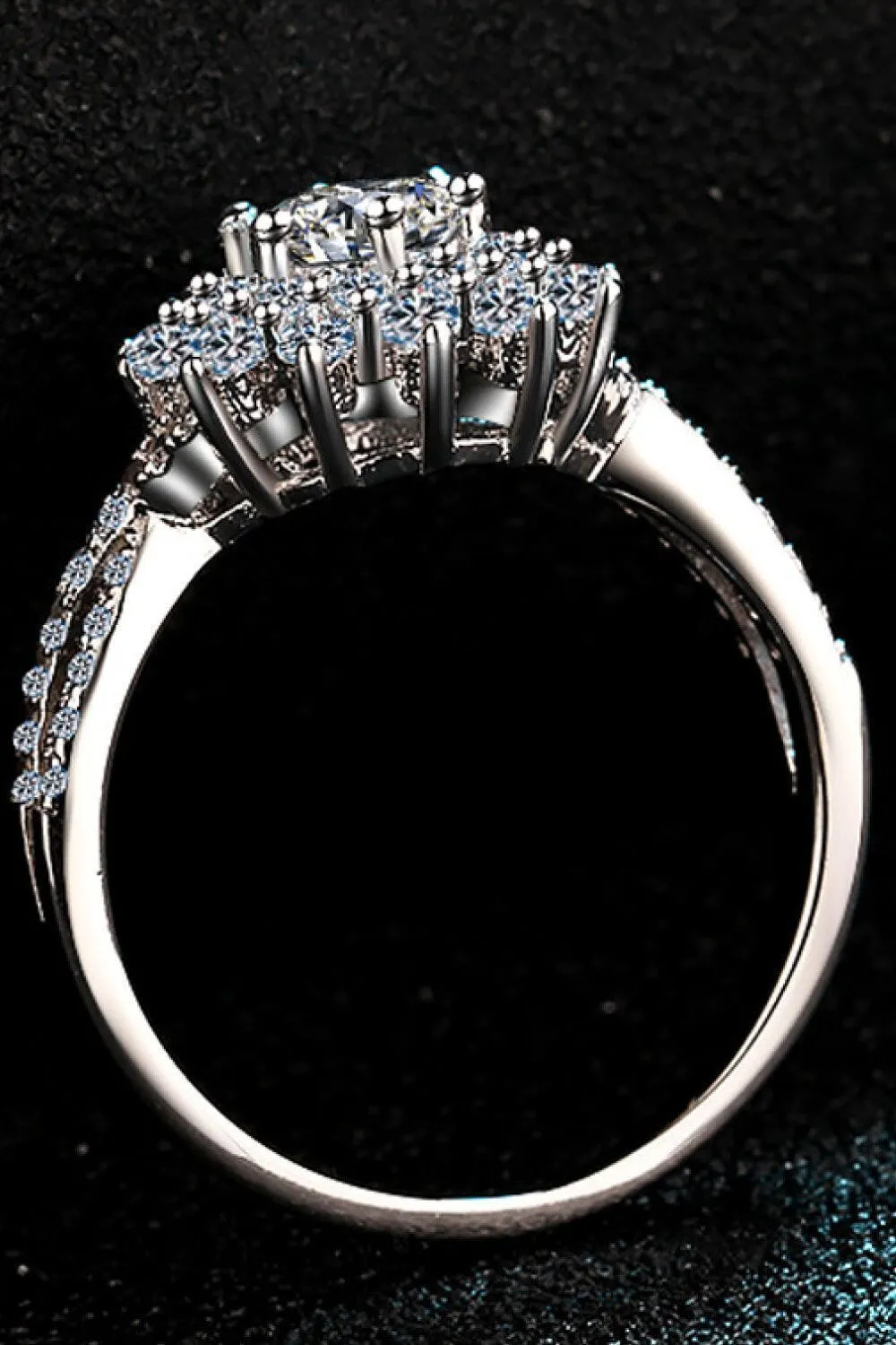 Hazel Blues® | Moissanite Flower-Shape Split Shank Ring