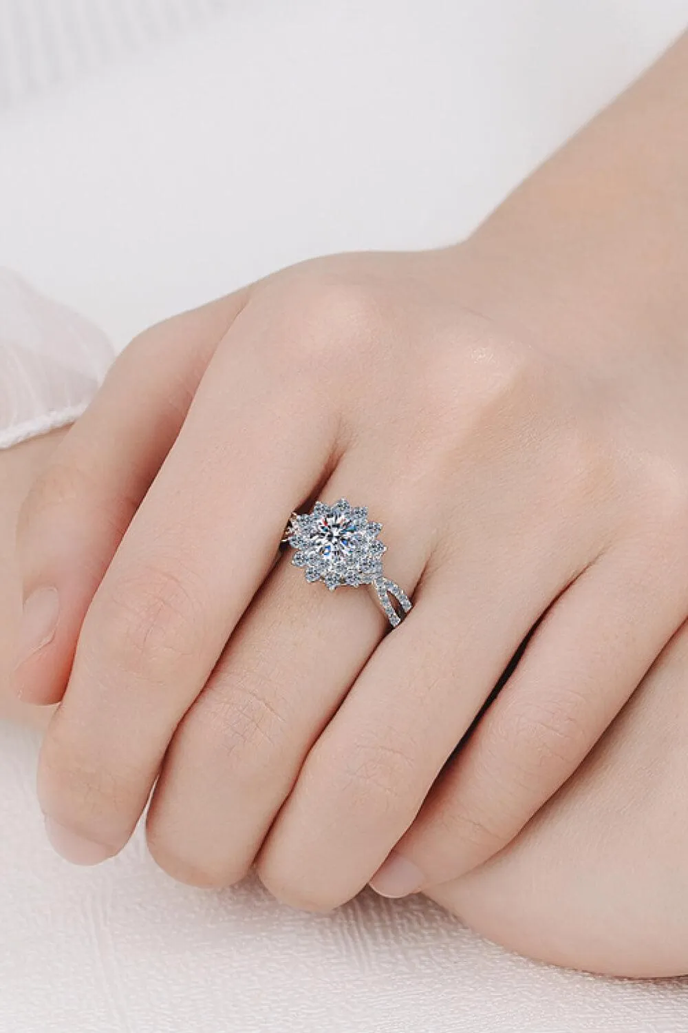 Hazel Blues® | Moissanite Flower-Shape Split Shank Ring