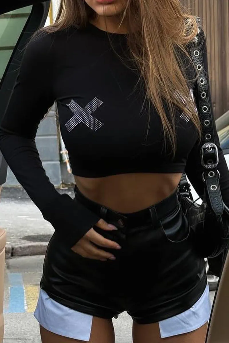 HTR1062 Edgy Cross Crop Top
