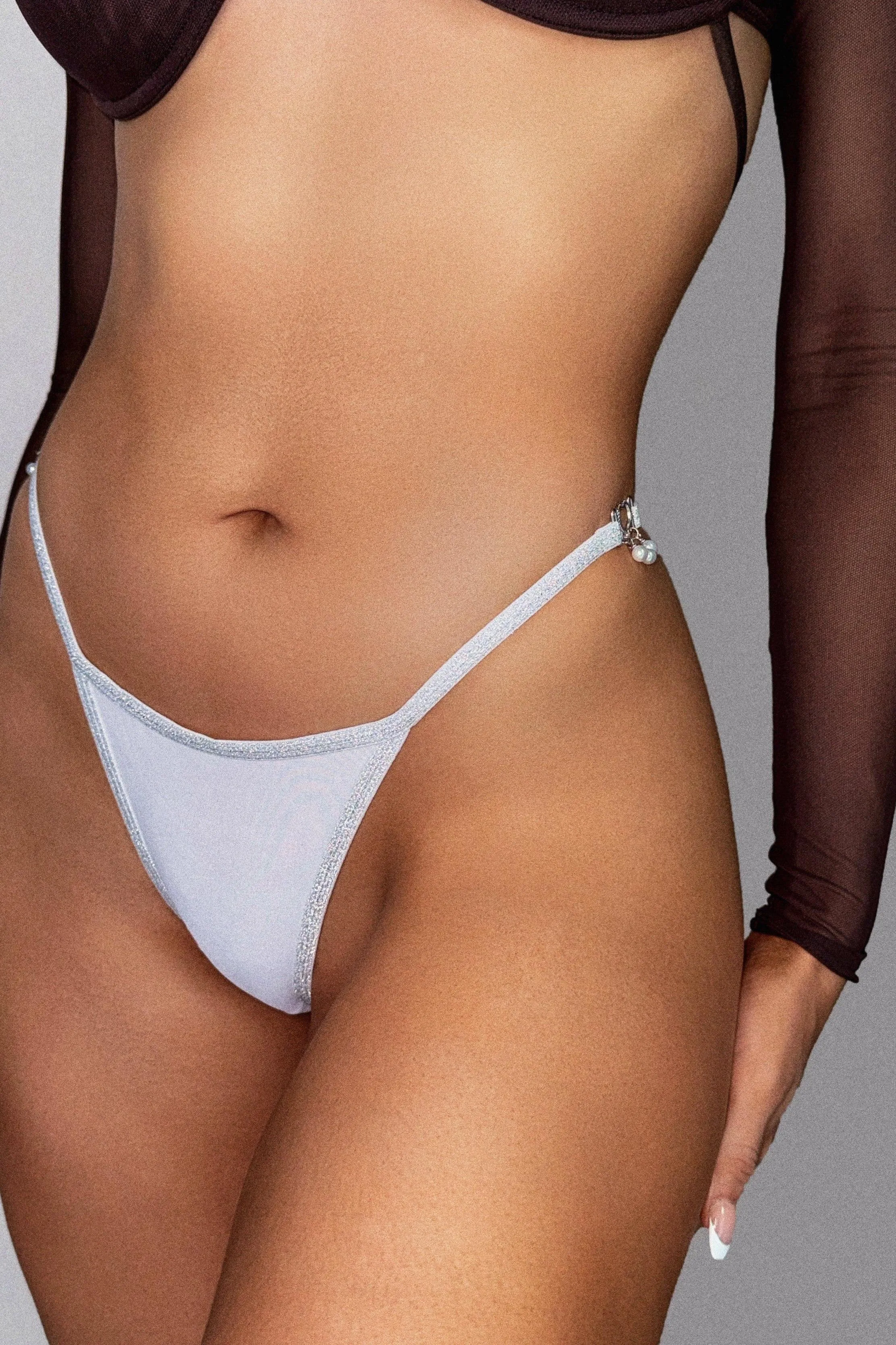 Julia Thong - White