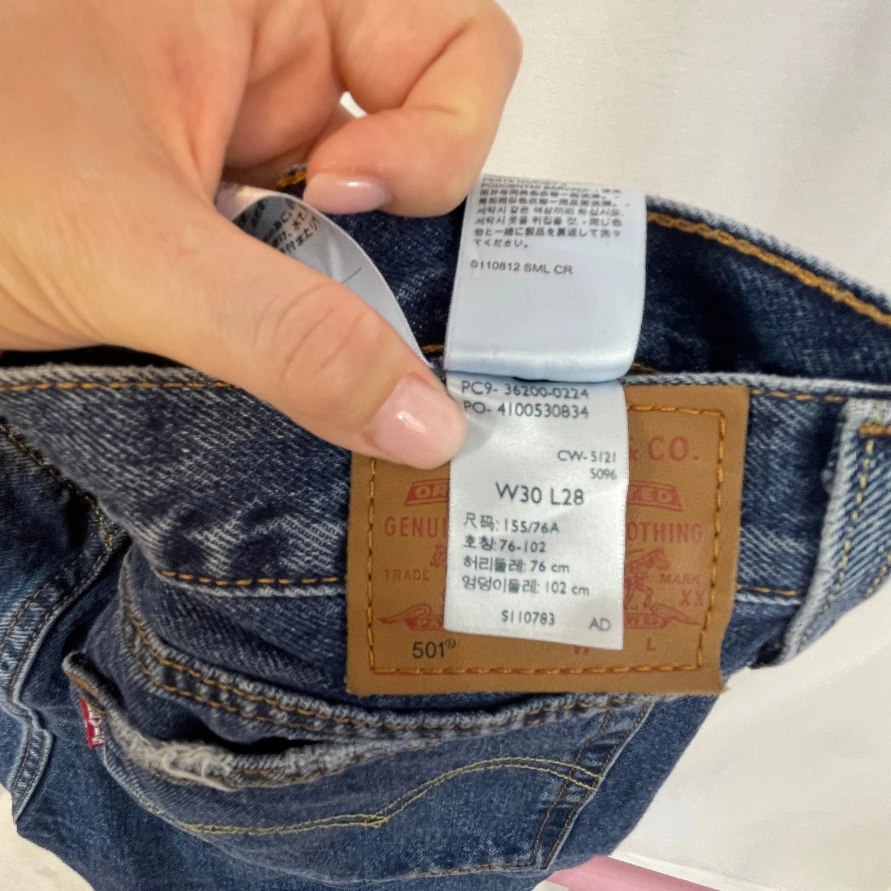 Levi's 501 Medium Dark Wash Button Fly Straight Leg Jeans size 30