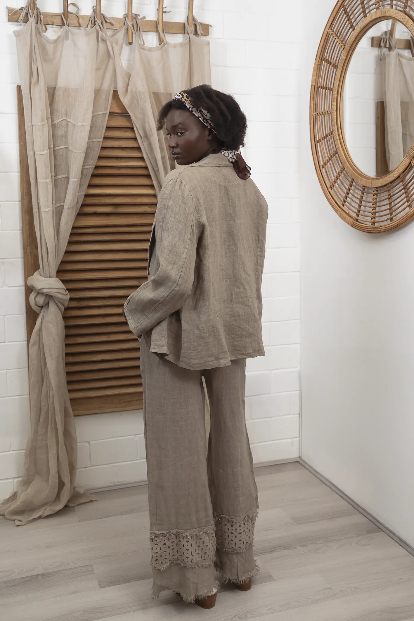 'Lola' Linen Blazer - Taupe