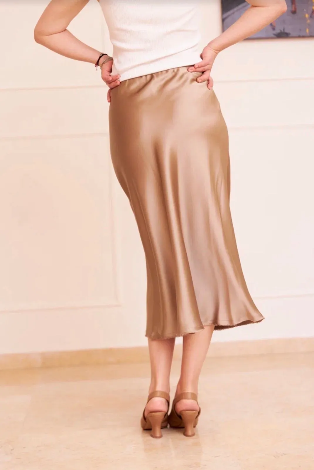 Midi satin skirt
