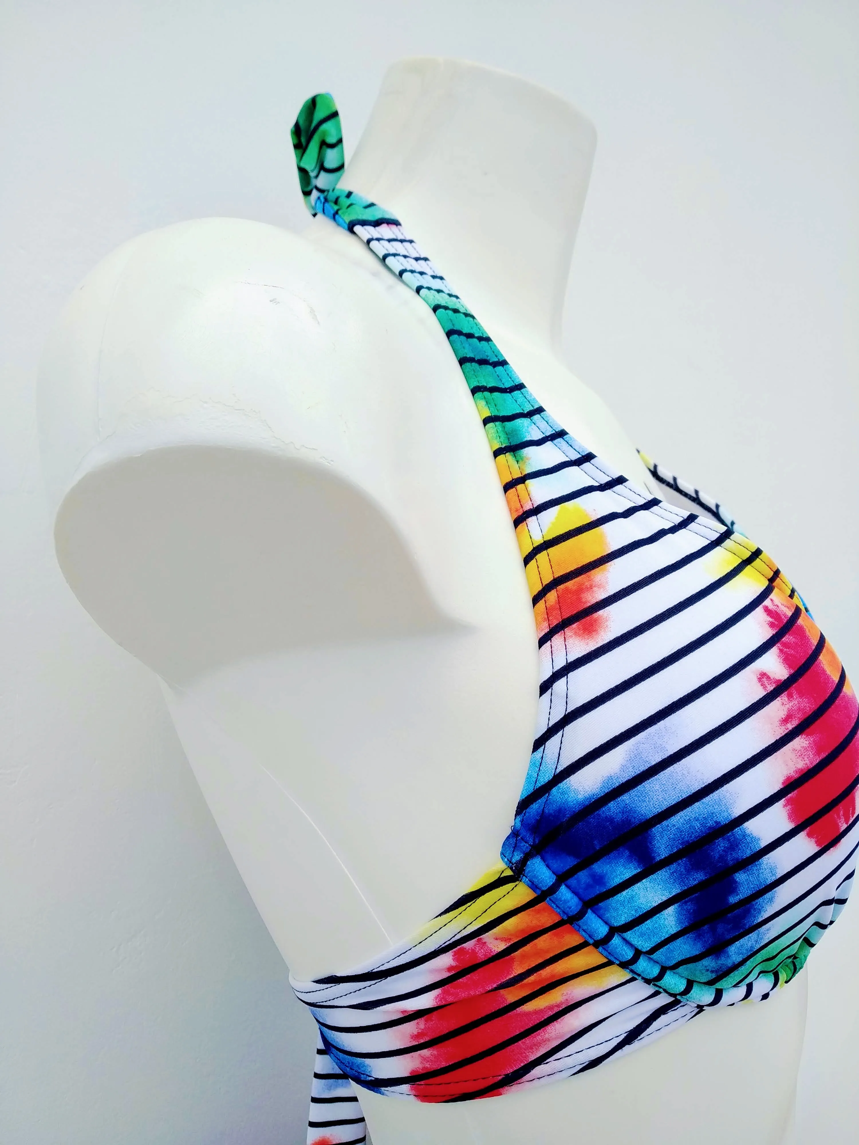 Multi Stripes halter cup D