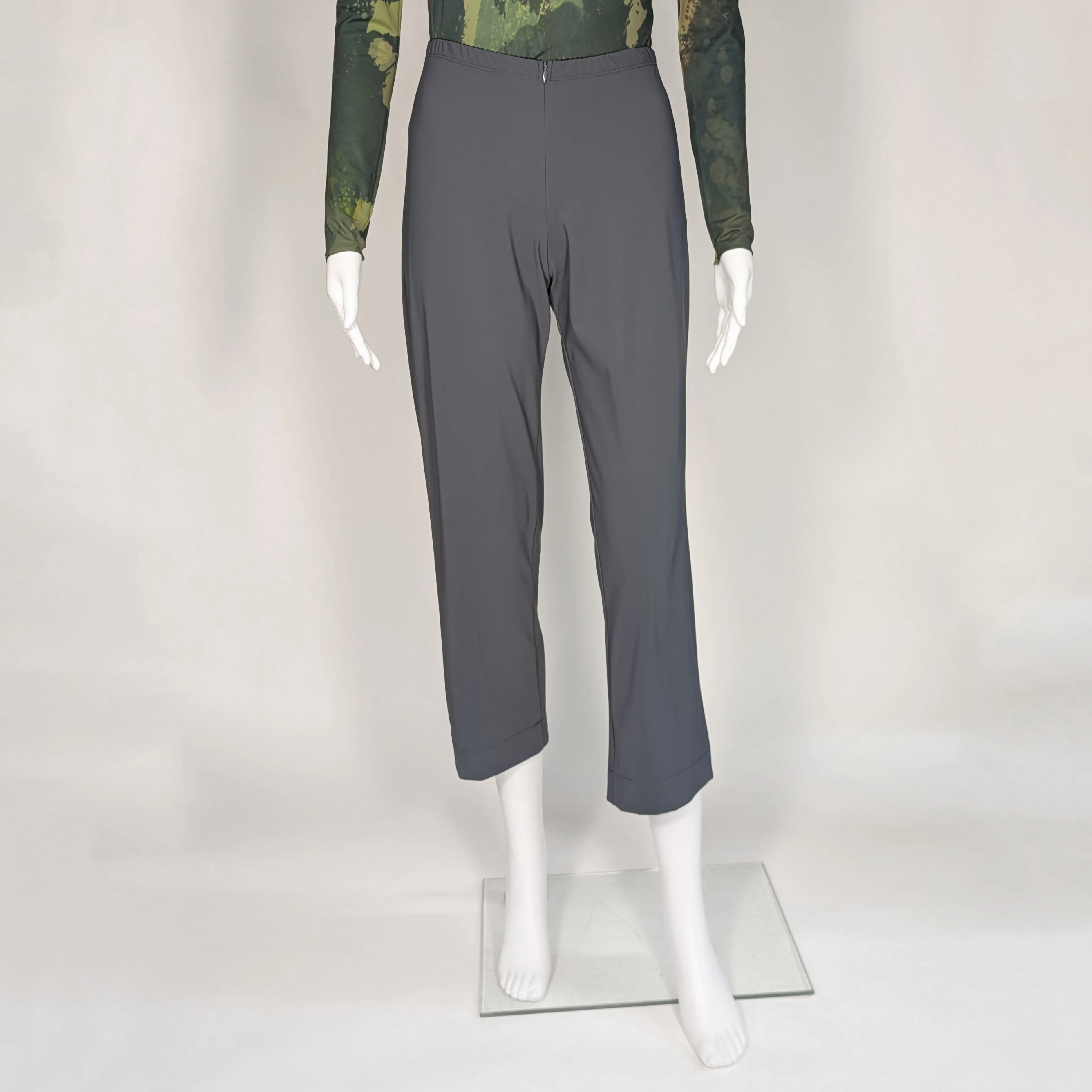 NEW! Traveler Crop Pant in Jet Jersey by Porto