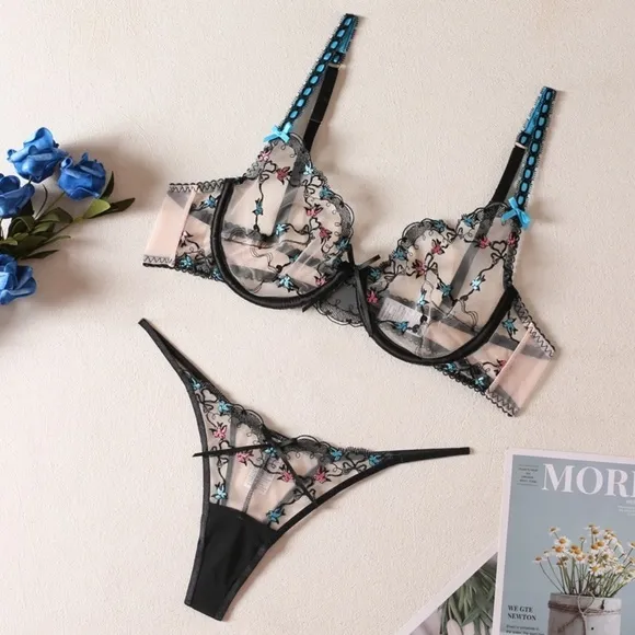 NWT Set Bra and Panty 3 pieces Size L