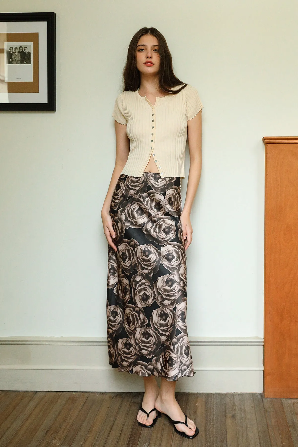 Rose Satin Anti-Wrinkle Skirt