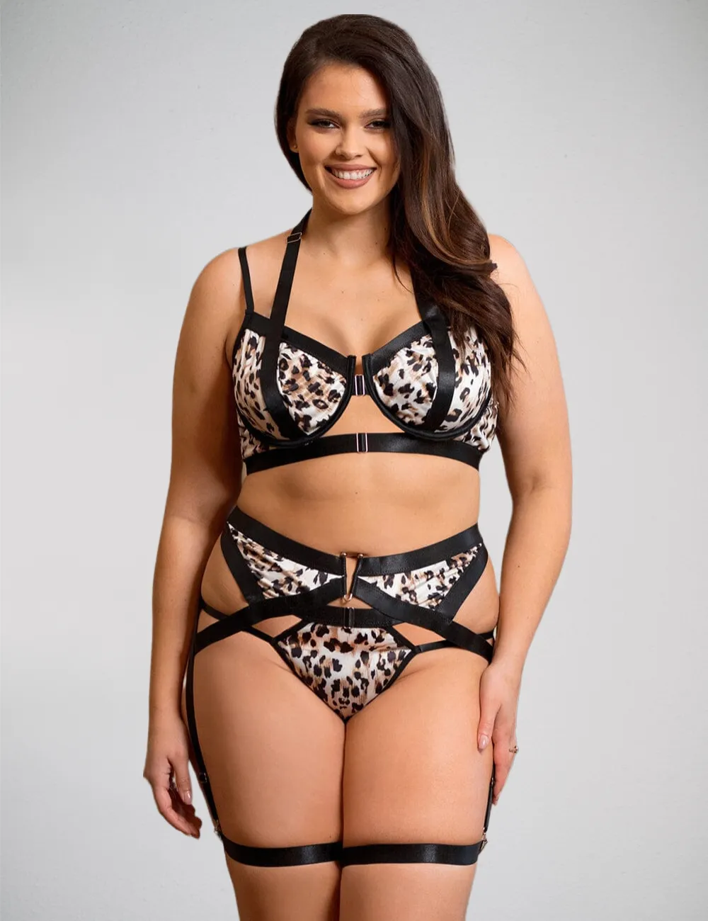 Scandals Leopard Print Bra and Garter Set - Wild and Seductive Lingerie