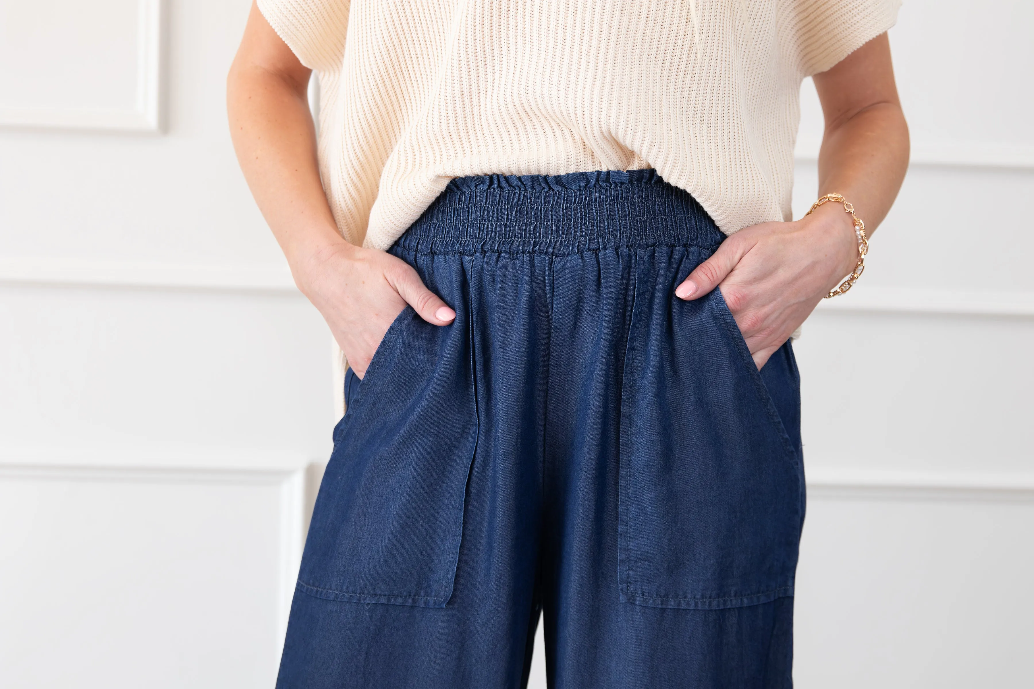Side Pockets High Waist Wide Leg Lightweight Jeans