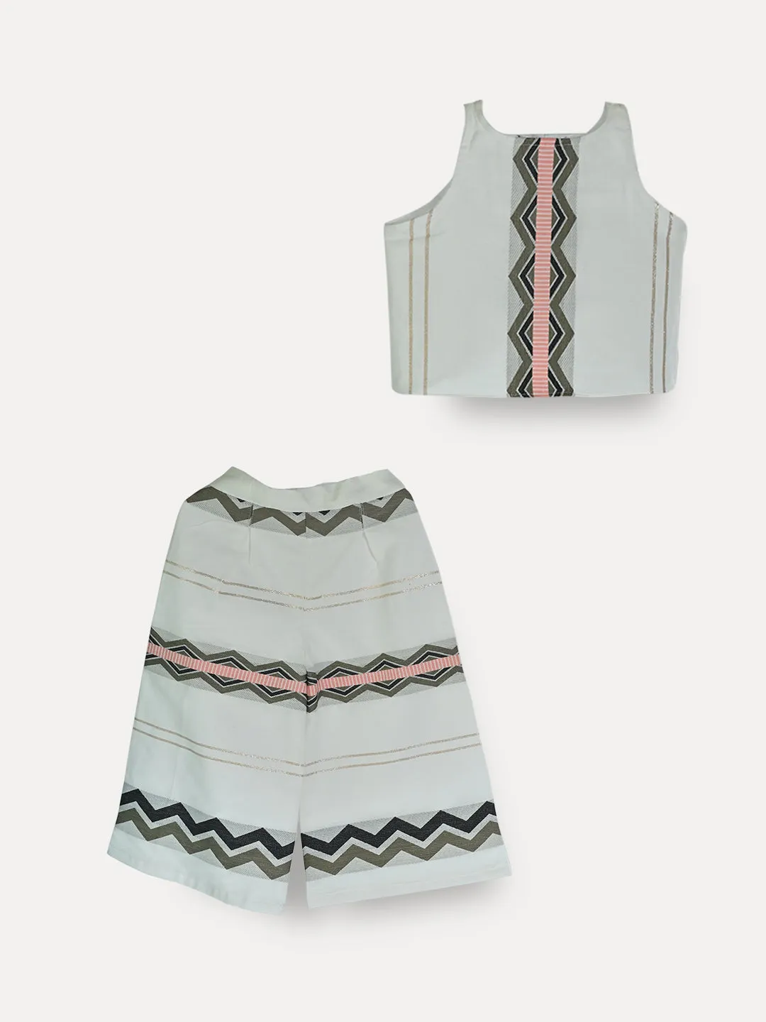 Sleek Geometric Set