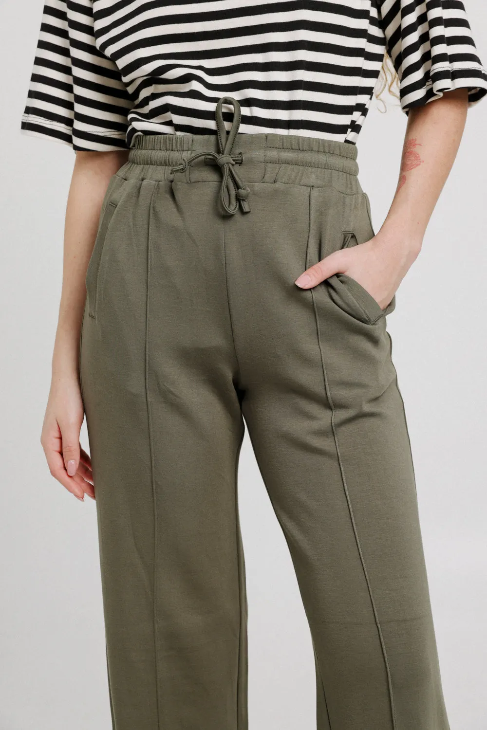 Splendid Olive Green Bottoms