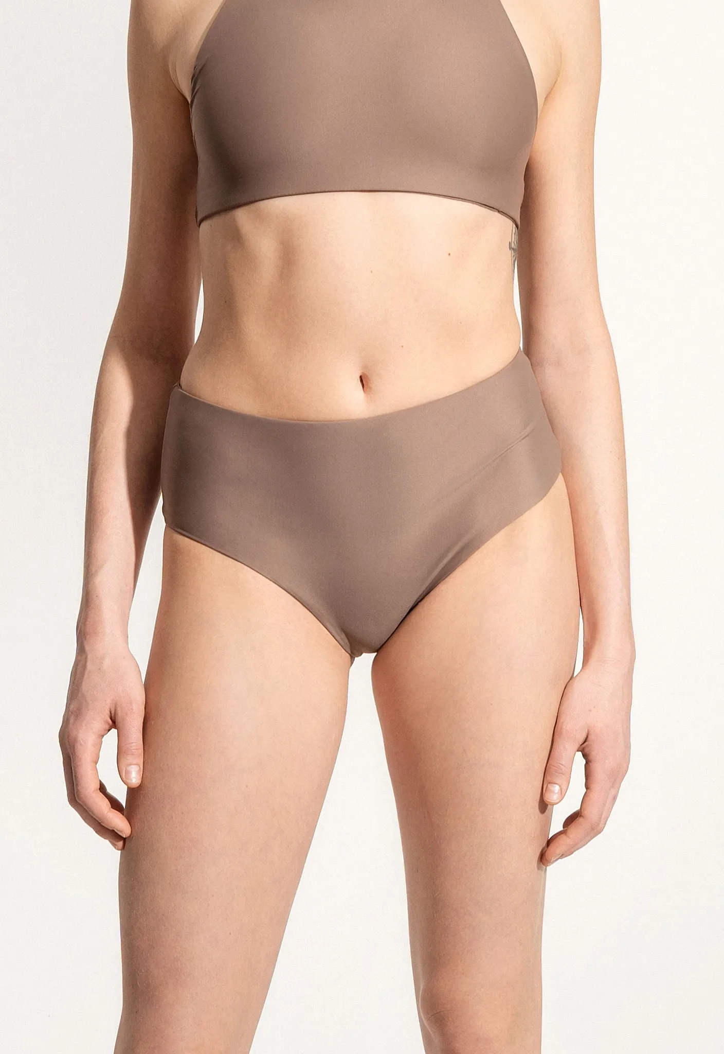 Surf Bikini Bottom "Fugu" in brown