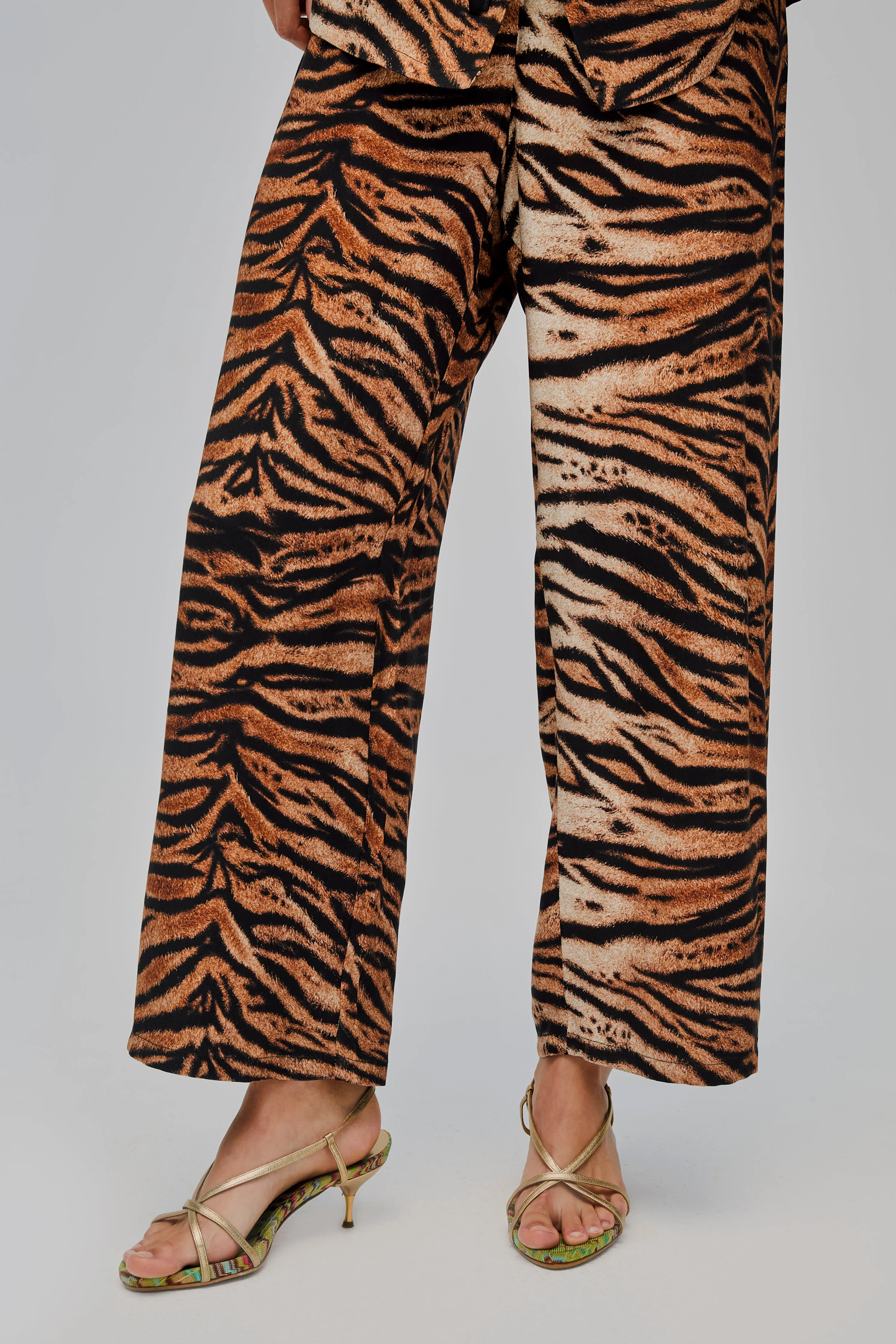 The Bow Pyjama Set in Tiger